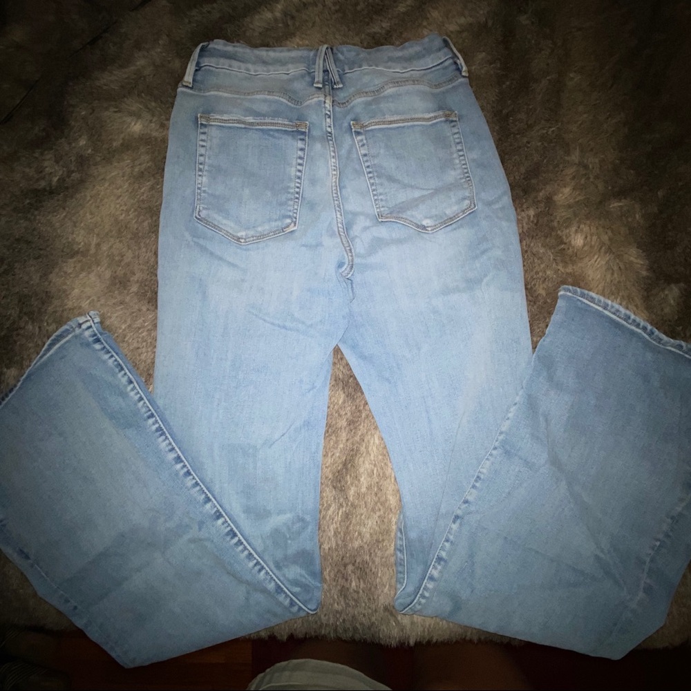 Good American Flare Jeans - Picture 4 of 5